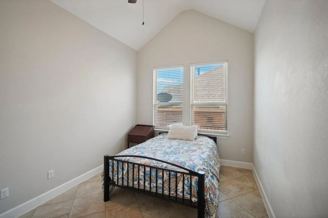 Photo of 134 Summer Square DR