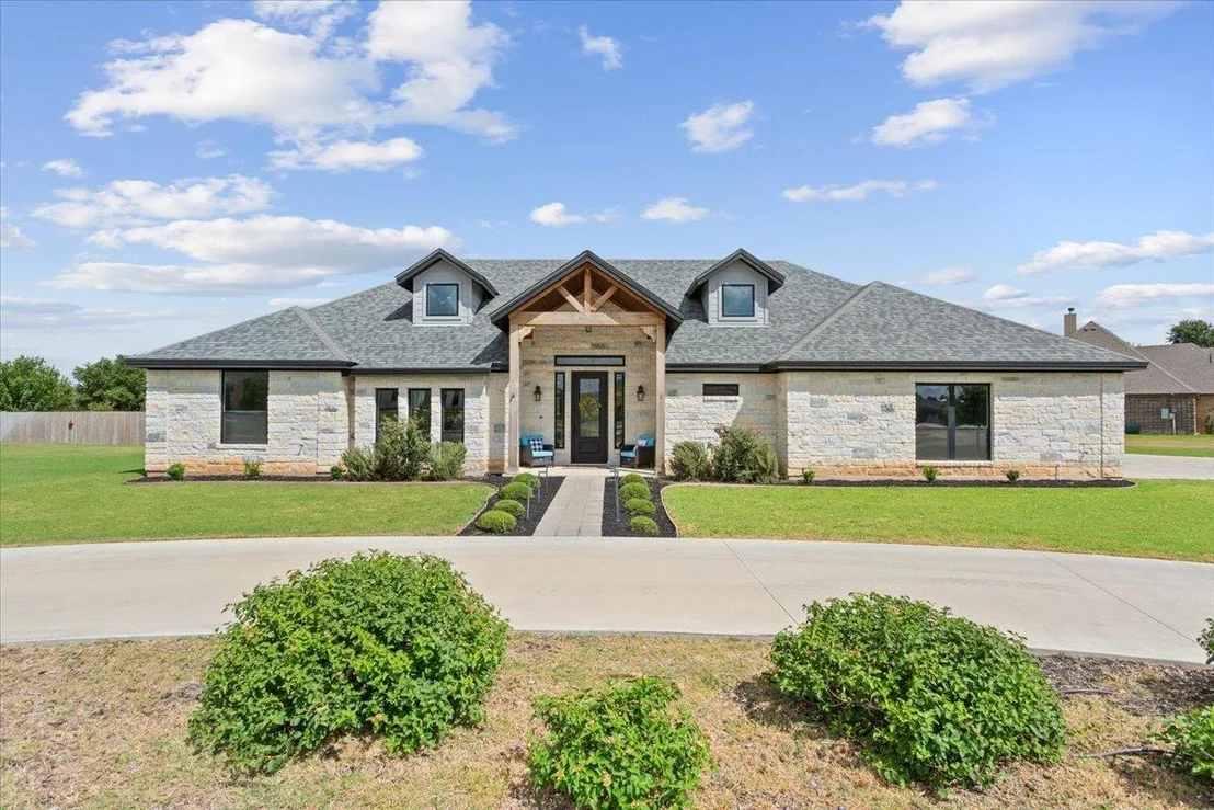 Photo of 1235 Ambrose DR