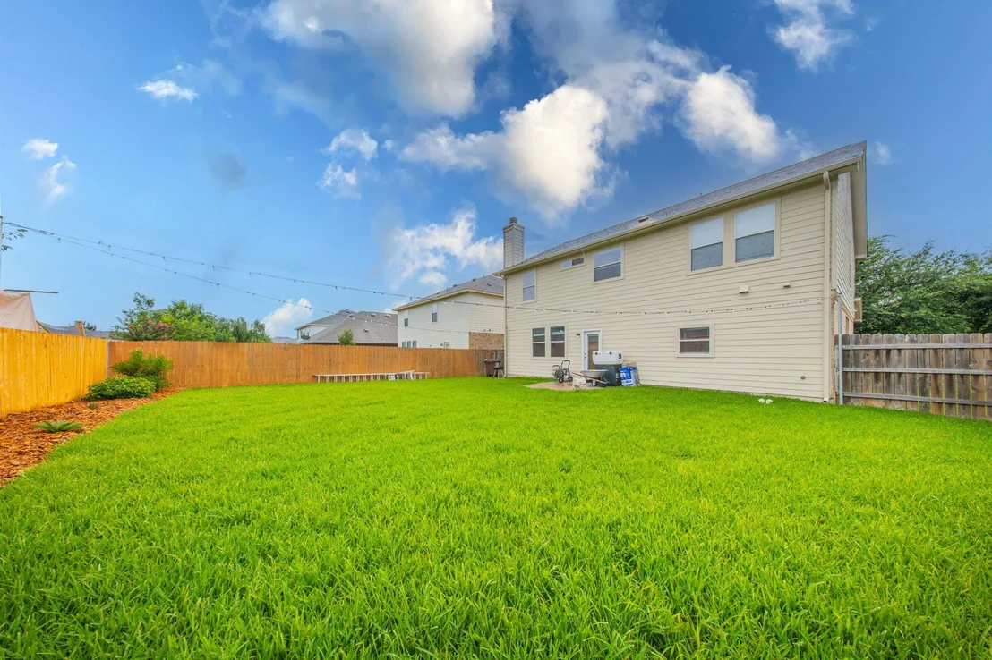 Photo of 17525 Bridgefarmer BLVD