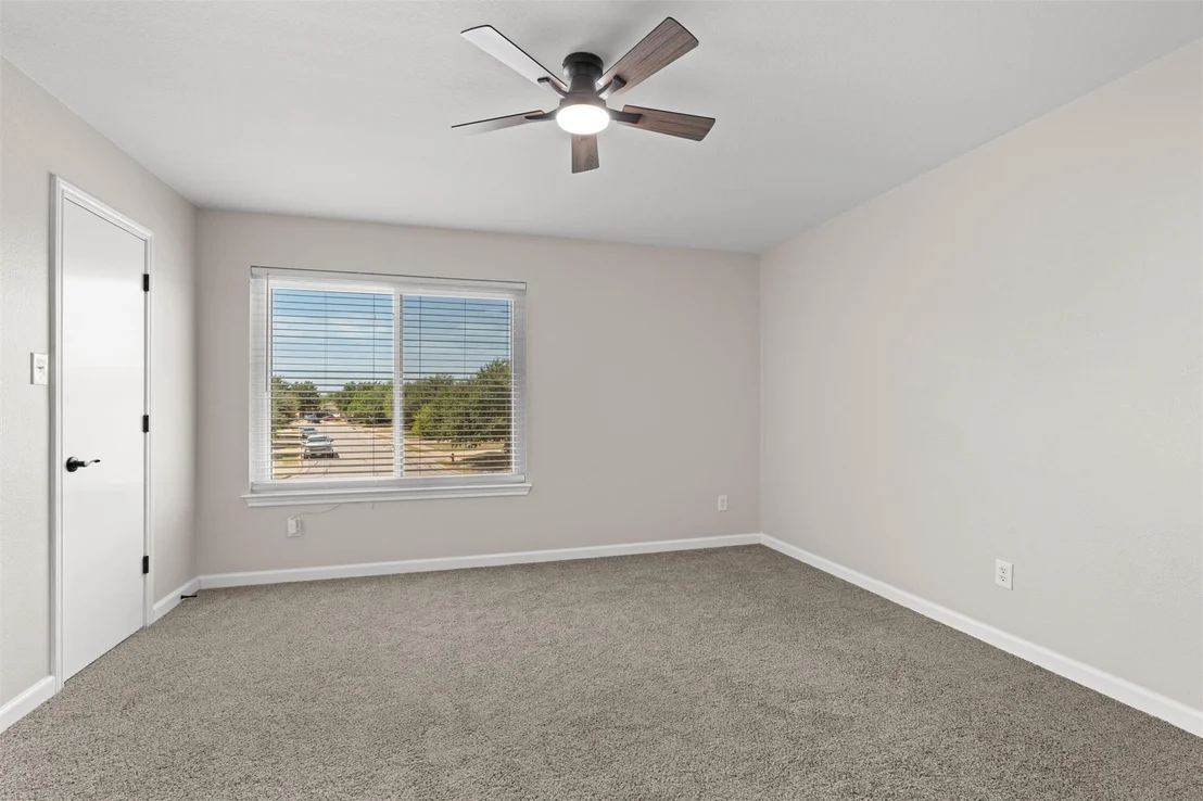 Photo of 724 Lavaca LOOP