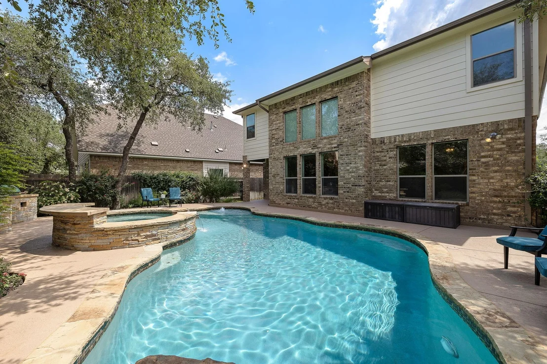 Photo of 805 Walsh Hill TRL