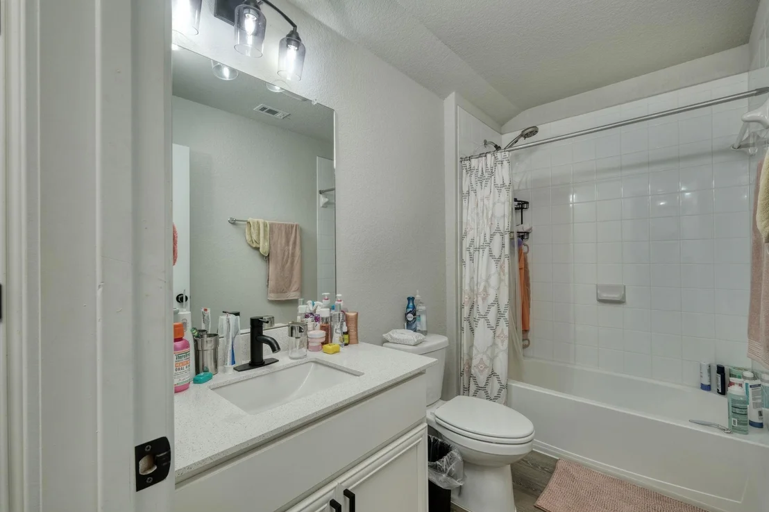 Photo of 1105 Vogel DR