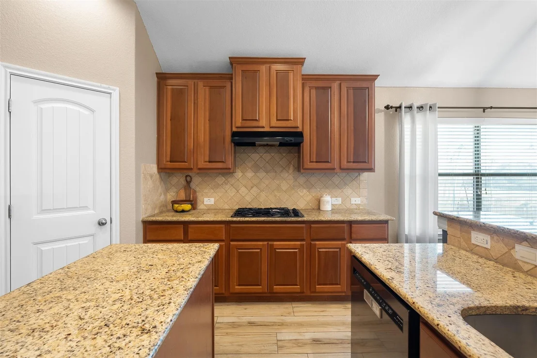 Photo of 407 Victoria DR