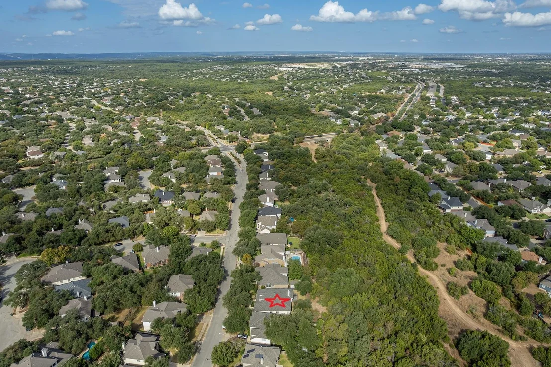 Photo of 1315 Fall Creek LOOP