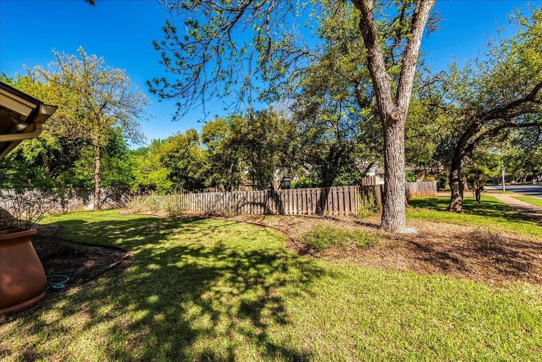Photo of 7300 Tanbark CV