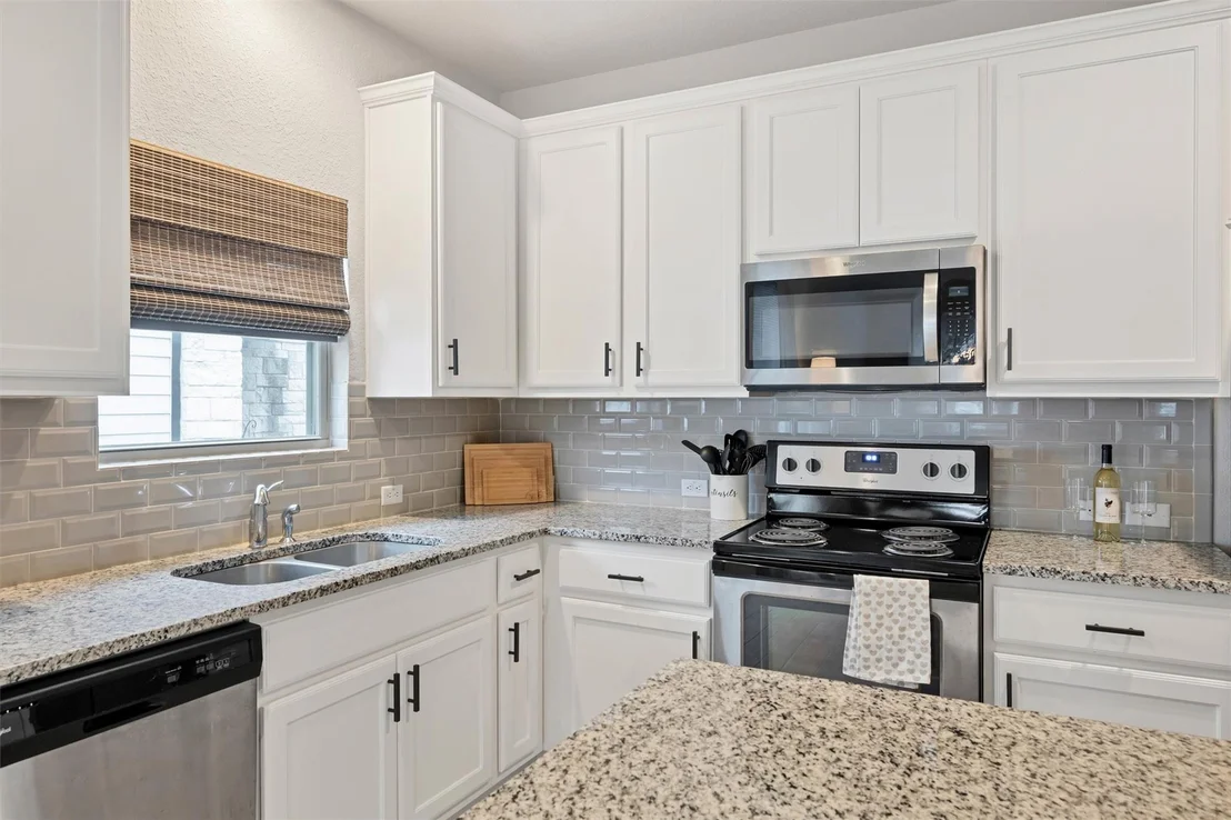 Photo of 208 Trellis BLVD
