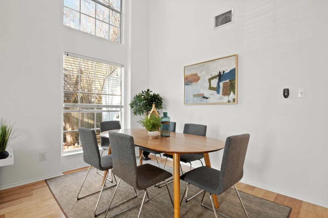 Photo of 604 S 4th ST