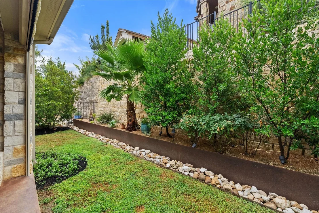Photo of 122 Feritti DR