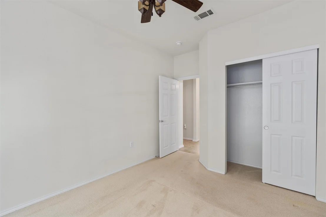 Photo of 215 Crockett LOOP