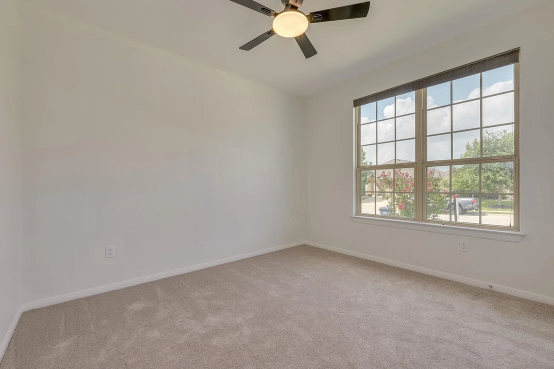 Photo of 620 Carly Ann LN