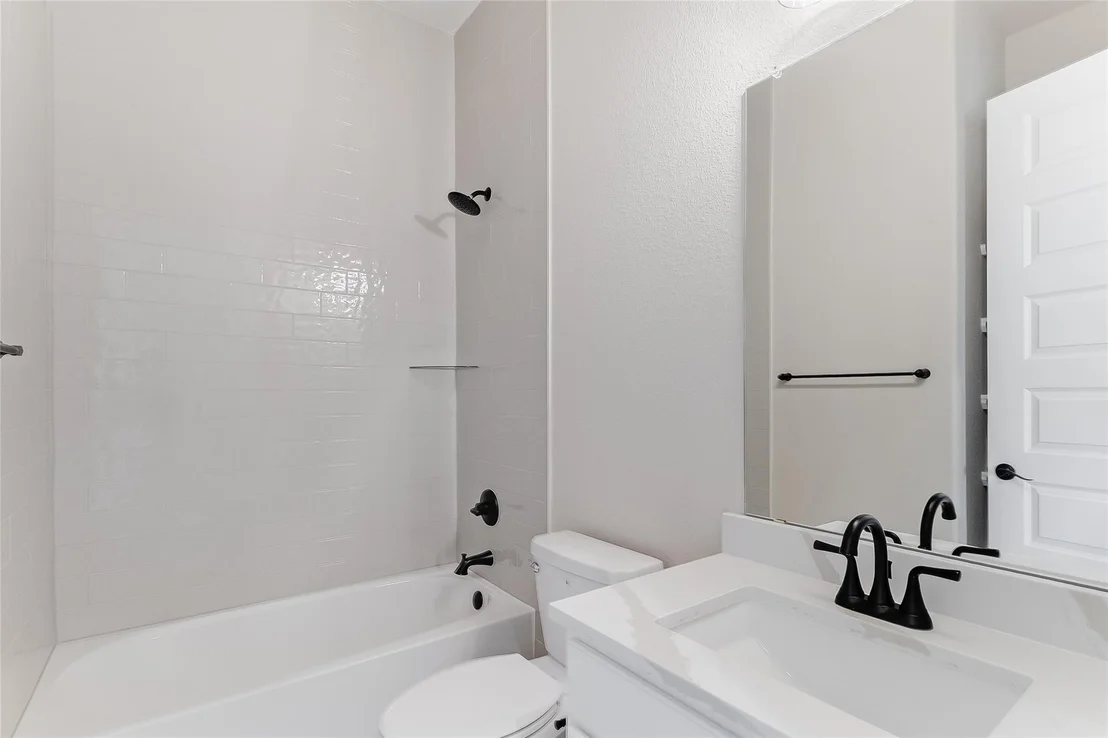 Photo of 115 Draper LN