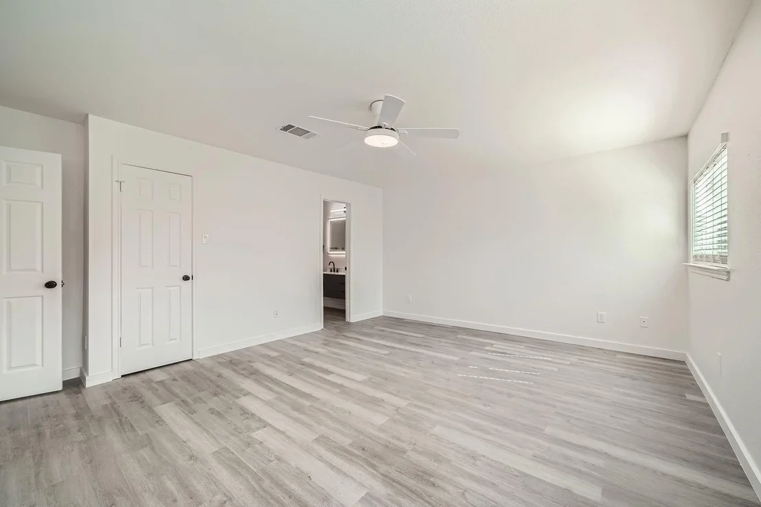 Photo of 2604 Andres WAY