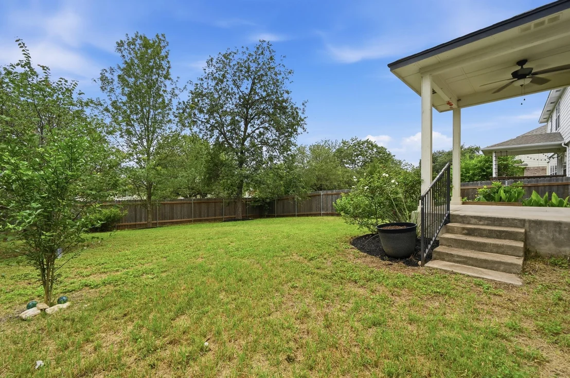 Photo of 10701 Beard Ave