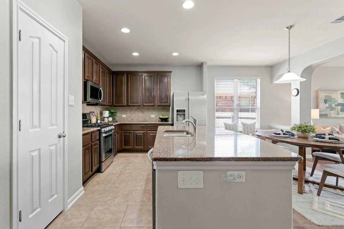 Photo of 8024 Alophia DR