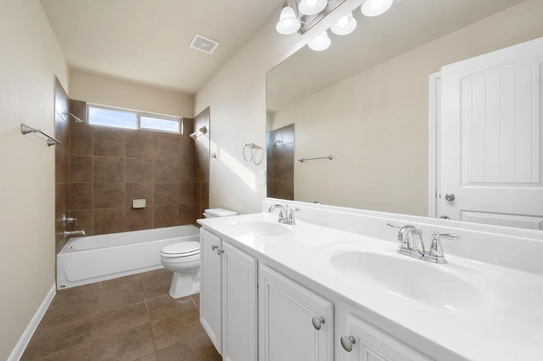 Photo of 512 Glacial Stream LN