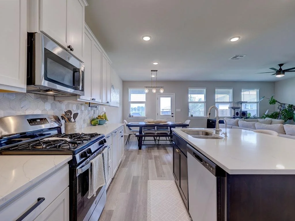 Photo of 1004 Sandra Ann WAY