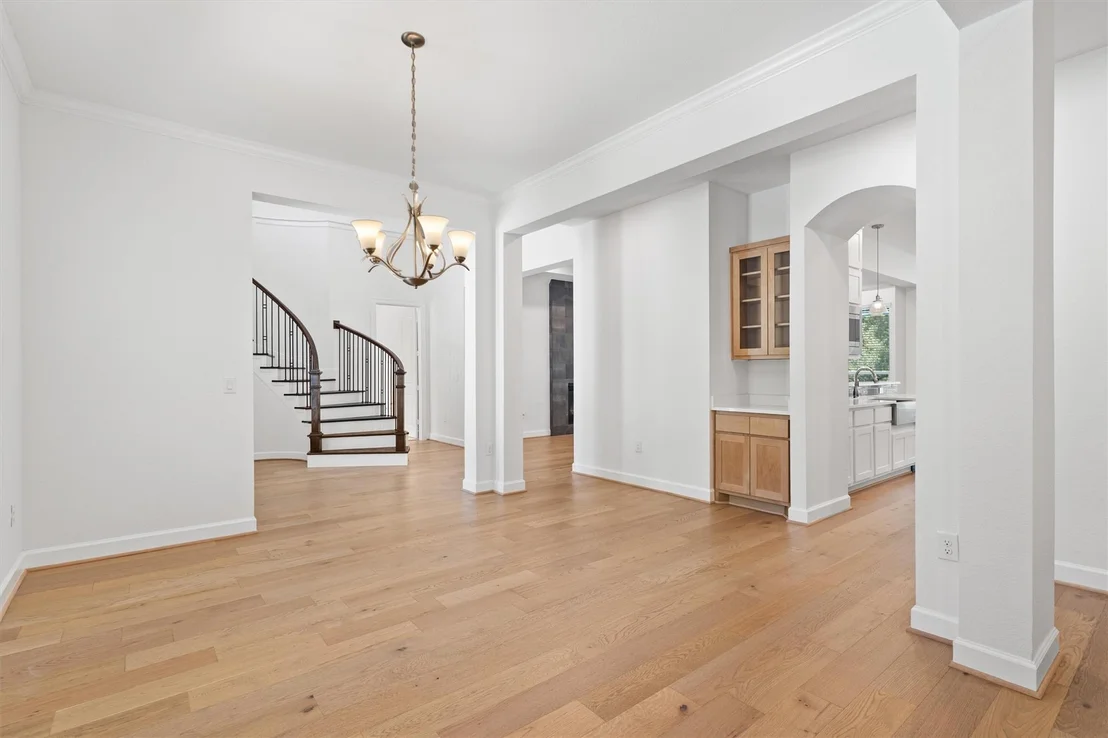 Photo of 15098 Dorothy DR