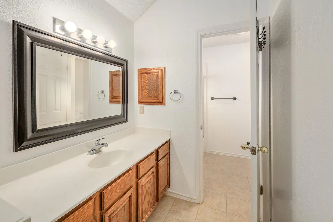 Photo of 2601 Starling DR