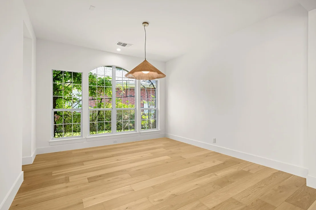 Photo of 2504 Sonoma CV