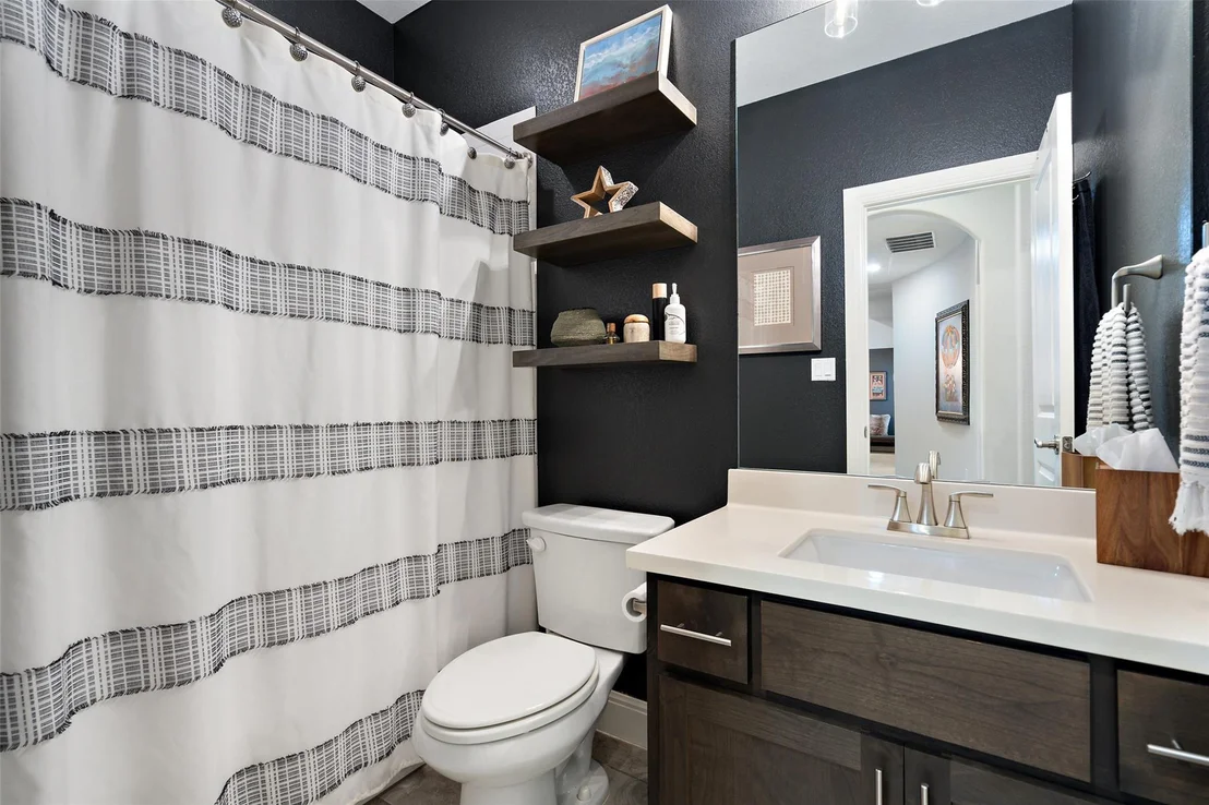 Photo of 408 Prosecco PL