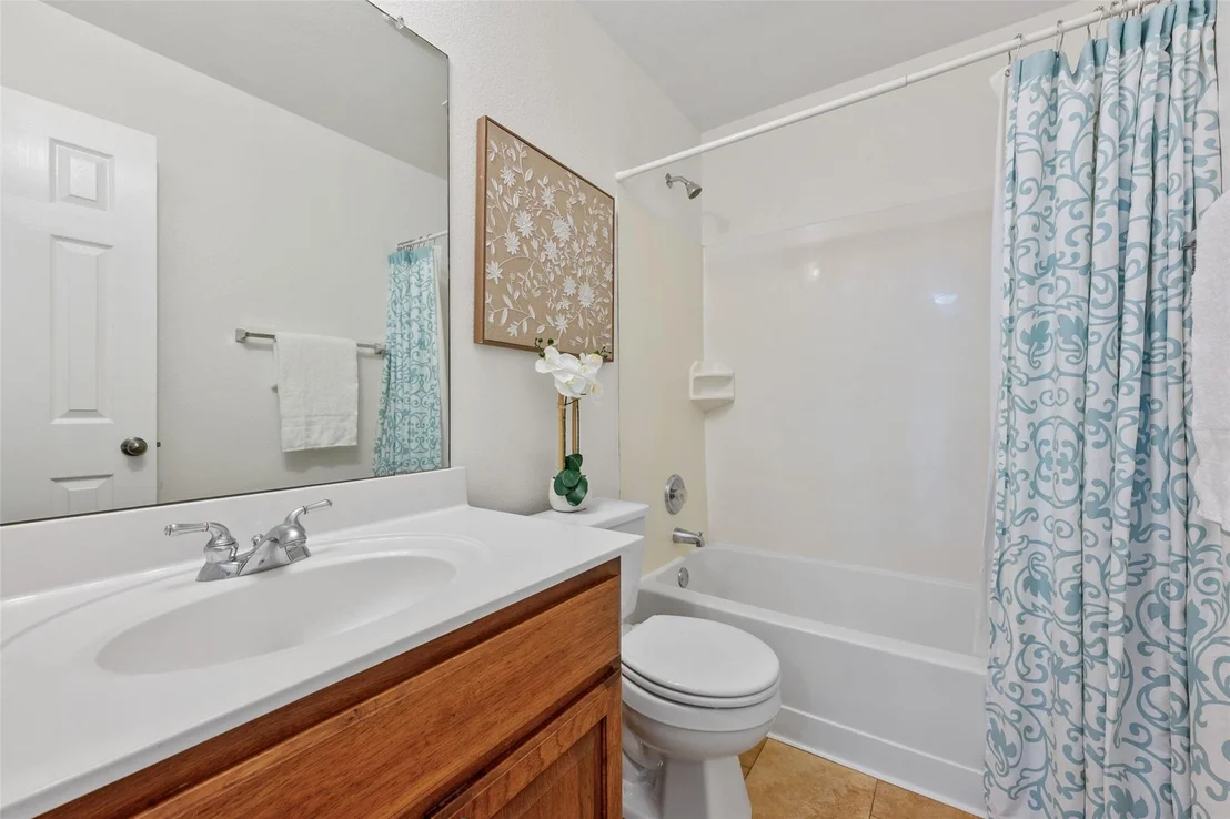 Photo of 912 Abbeyglen Castle DR