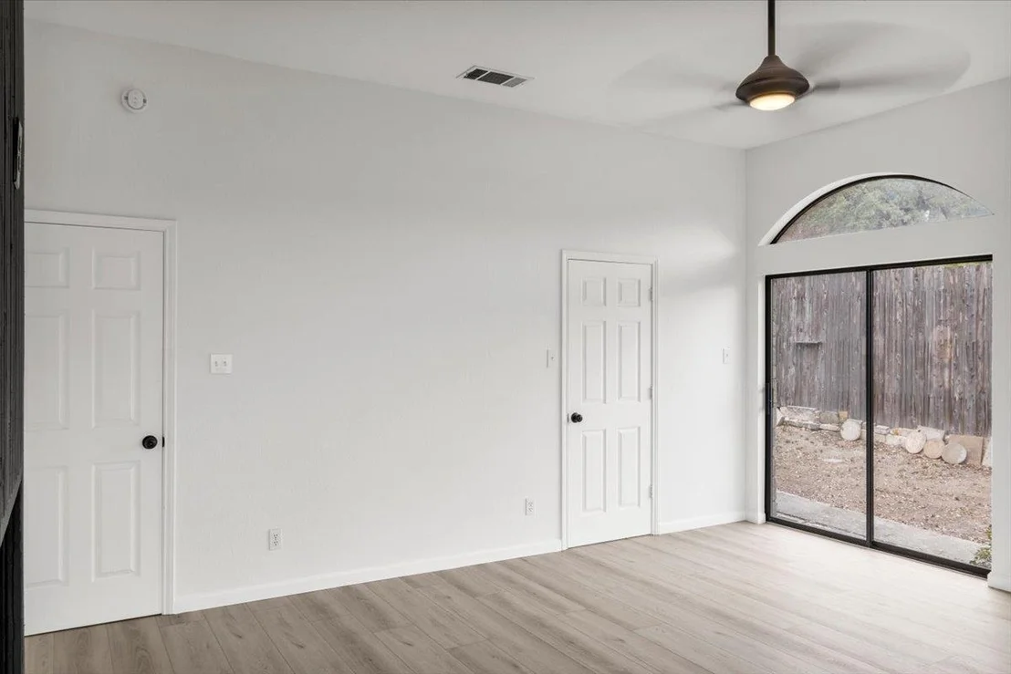 Photo of 13816 Lake View DR