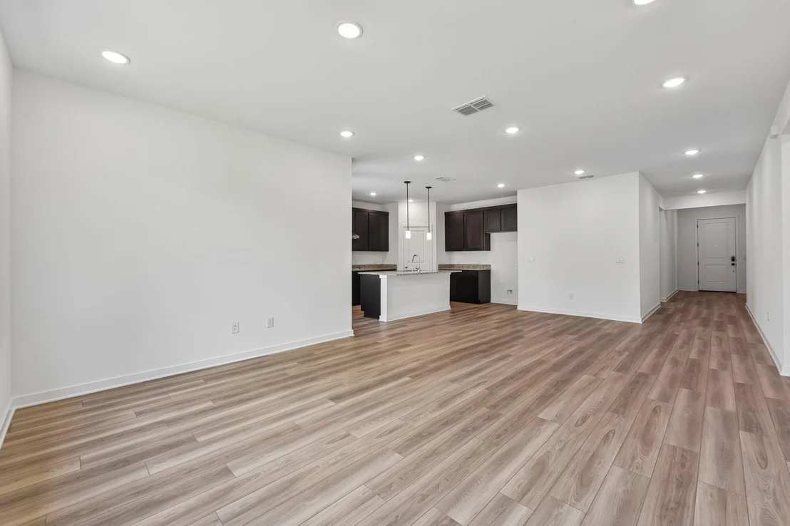 Photo of 310 Romans RD