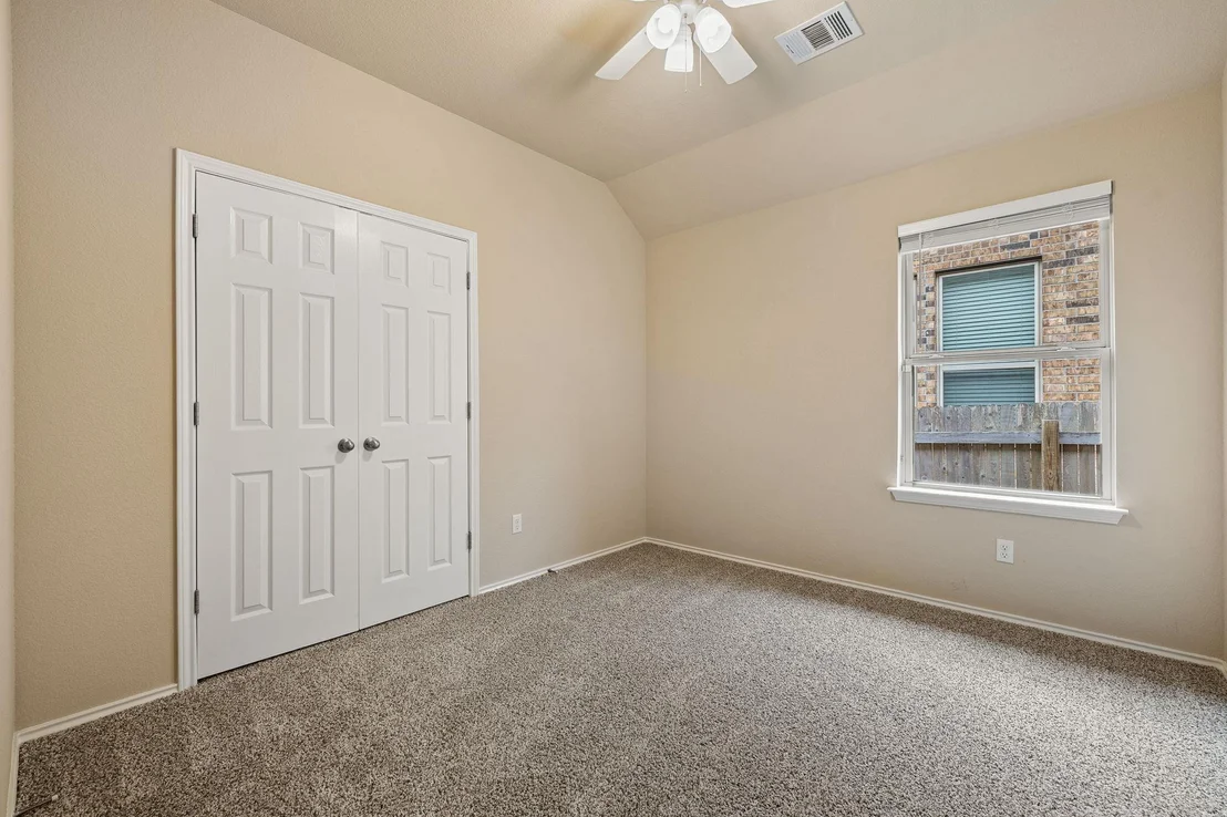 Photo of 536 Peregrine WAY