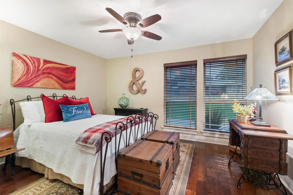 Photo of 348 Carlson CIR