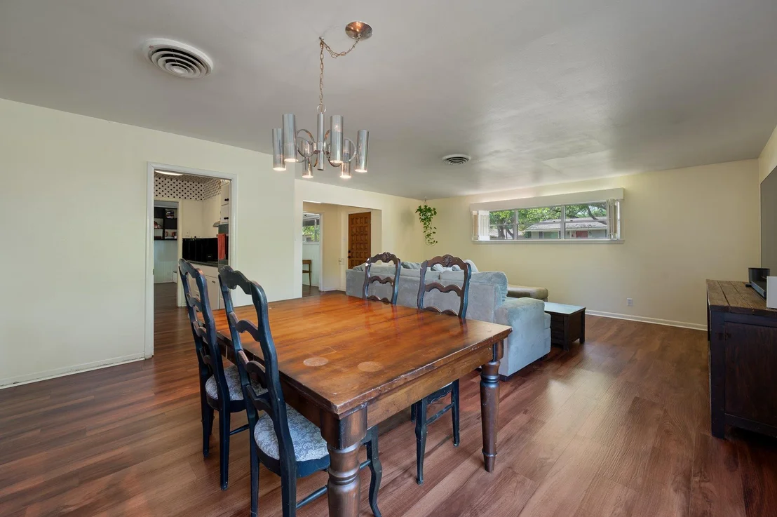 Photo of 2605 N 13th ST