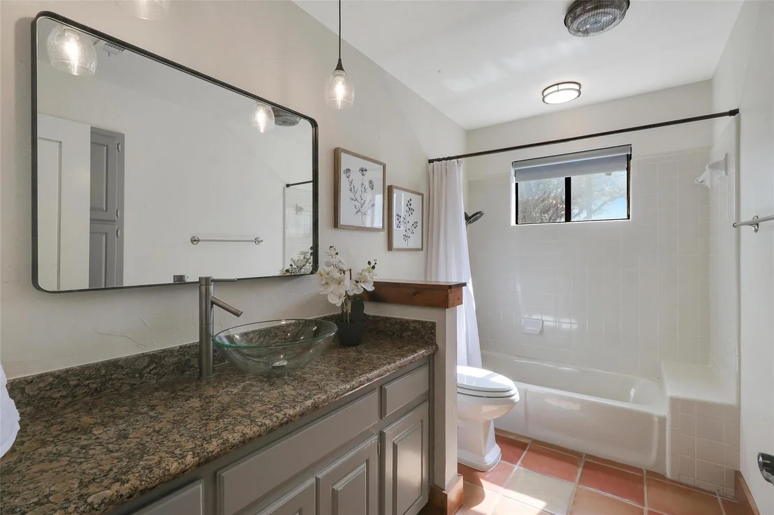 Photo of 4 Valley View CIR