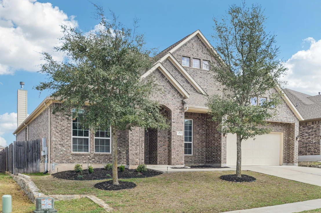 Photo of 429 Betony LOOP