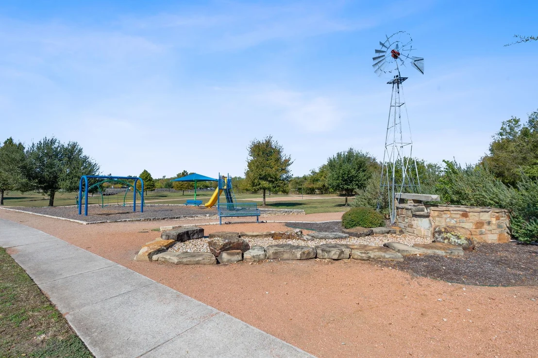 Photo of 21100 Windmill Ranch Ave