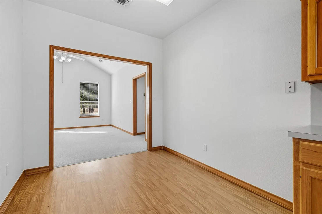 Photo of 105 Davis DR