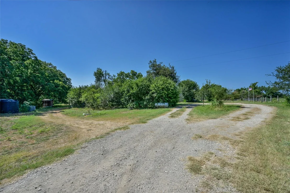 Photo of 681 County Road 474