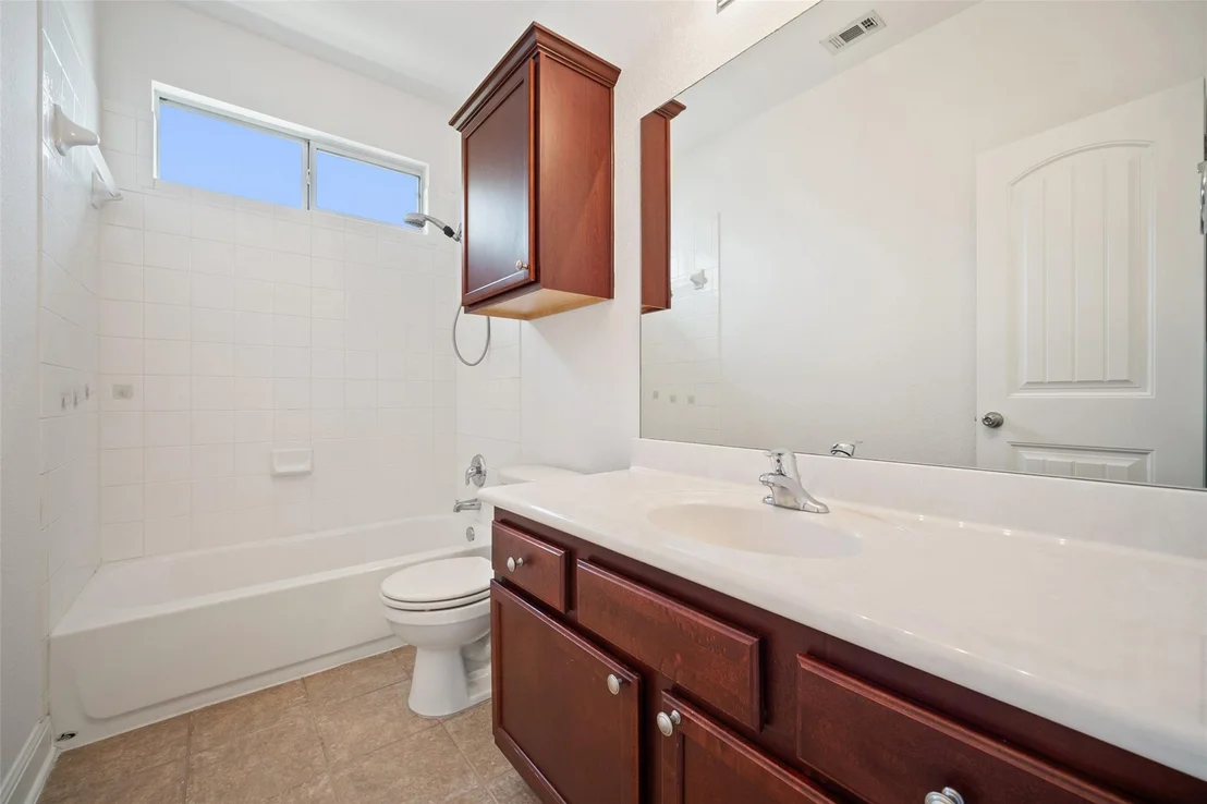 Photo of 206 Skinner