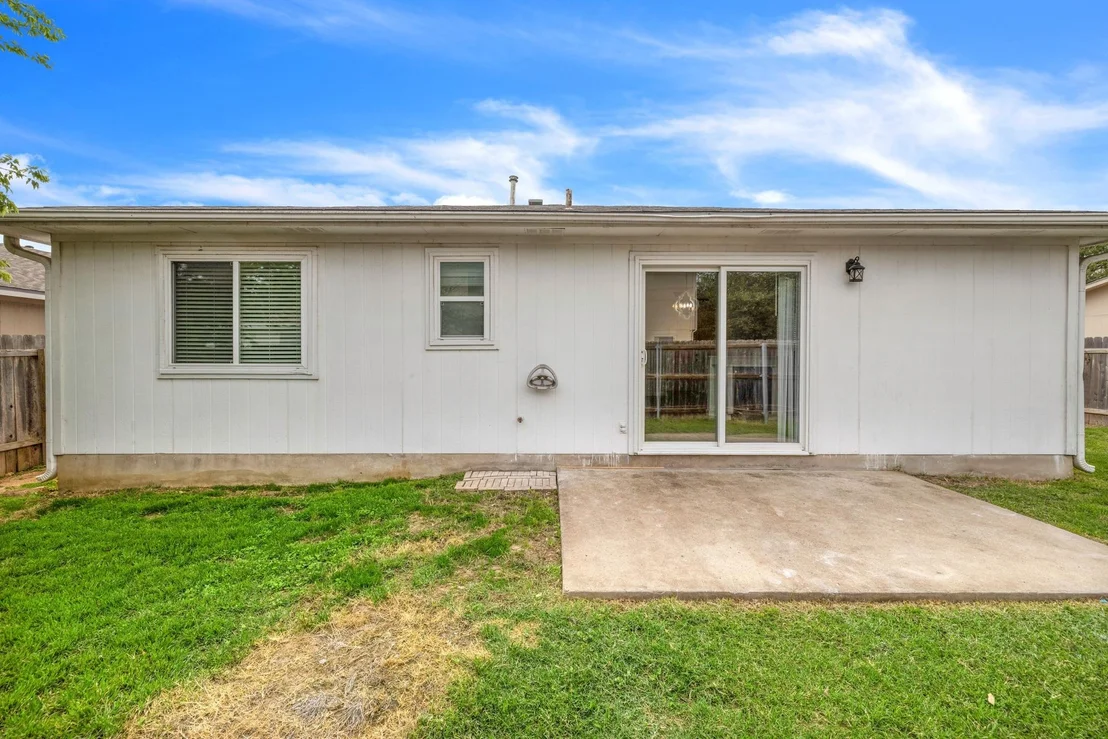 Photo of 105 Stanford DR