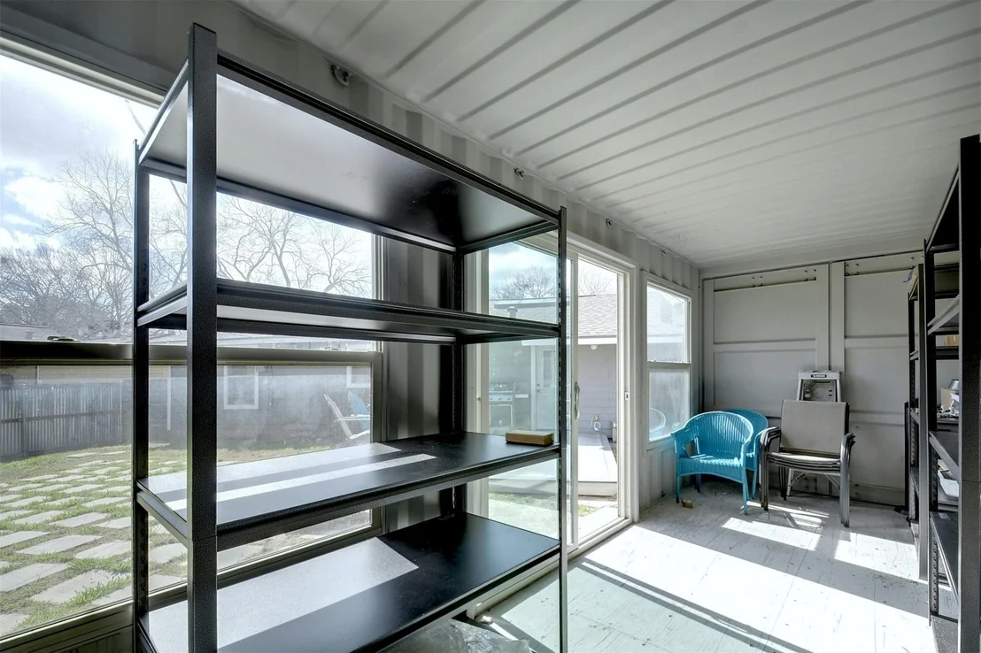 Photo of 1504 Cloverleaf DR