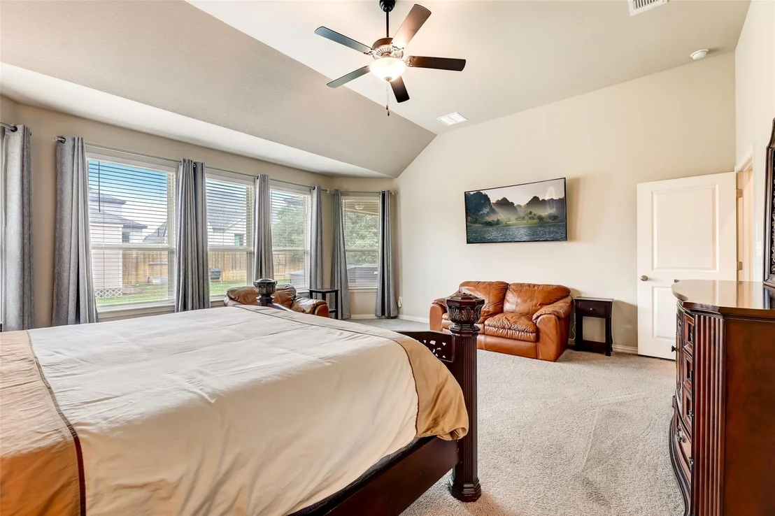 Photo of 285 Coyote Creek WAY