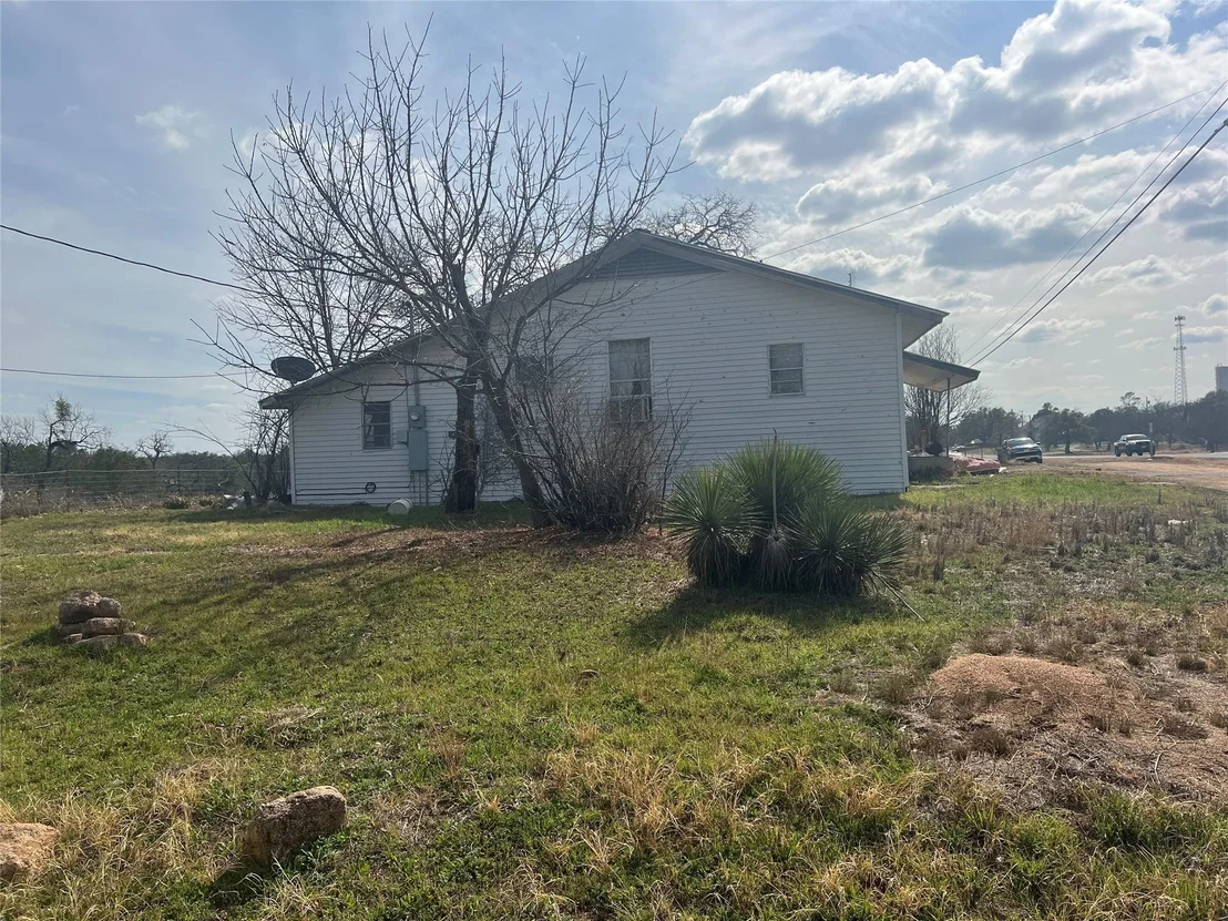 Photo of 1034 Ranch Road 2545