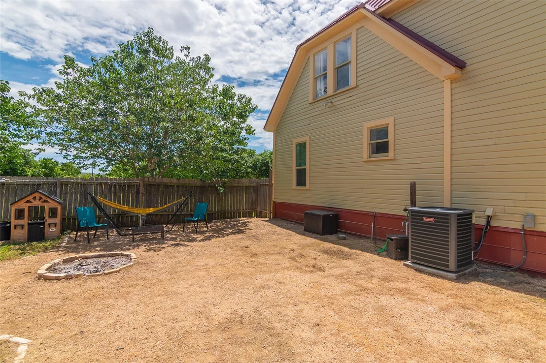 Photo of 204 Prim Rose ST