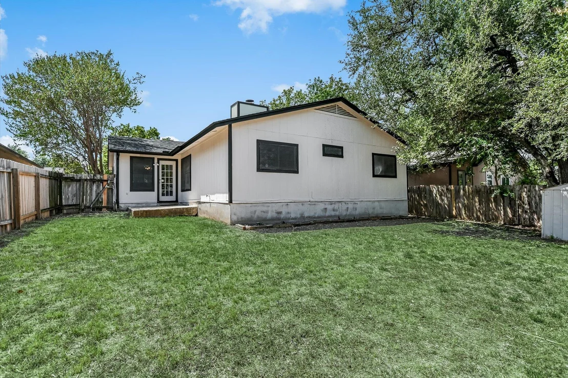 Photo of 13001 Garfield LN