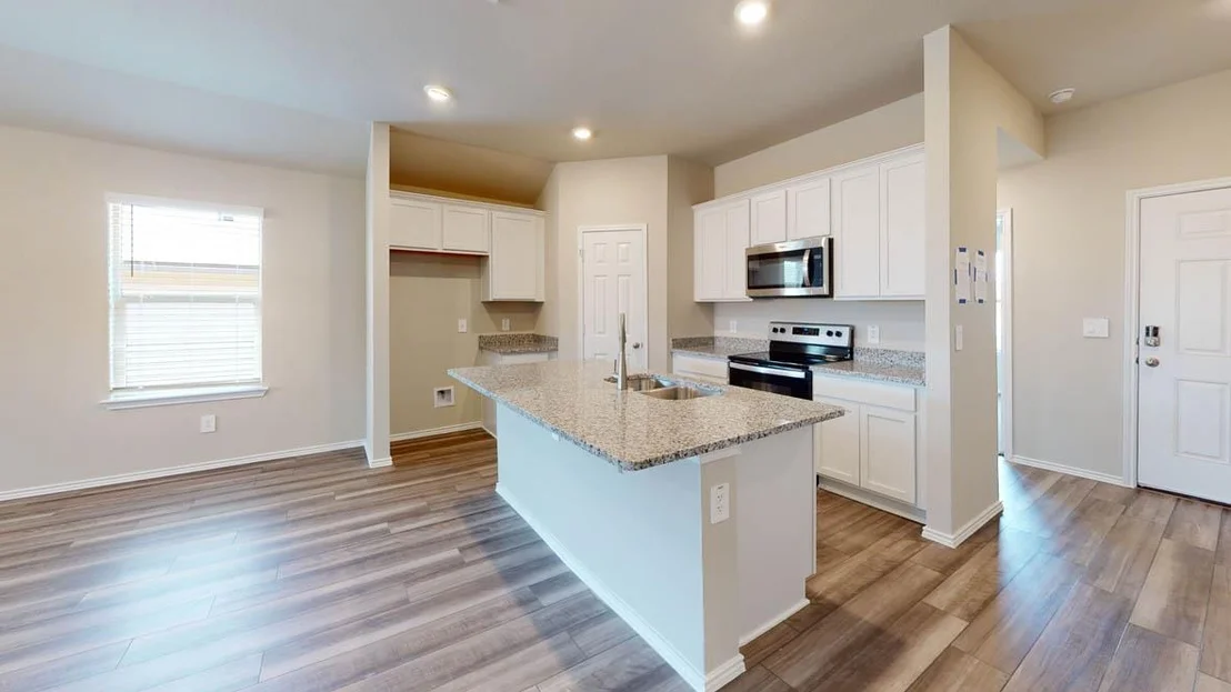 Photo of 596 Hector LOOP