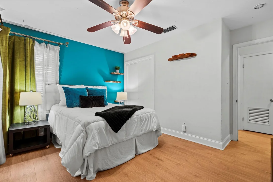 Photo of 8504 Contour DR
