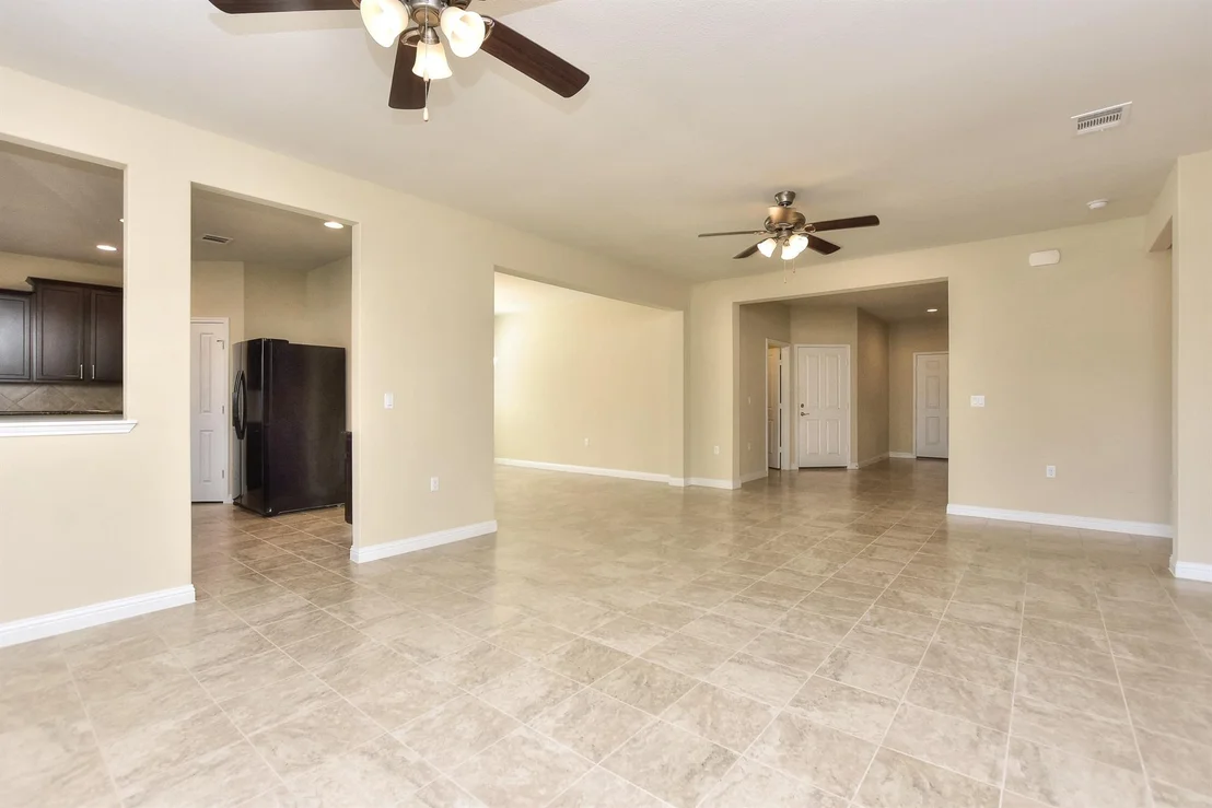 Photo of 107 Davis Mountain CIR