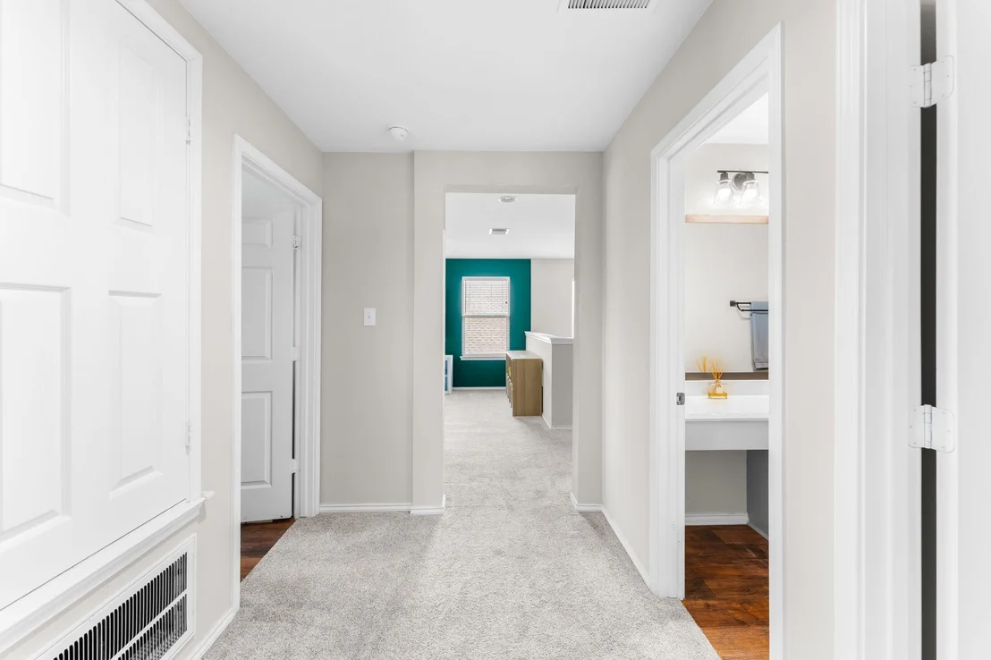Photo of 1133 Yellow Iris RD