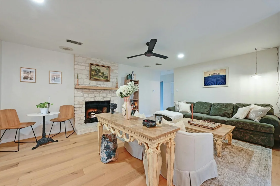 Photo of 9011 Wagtail DR