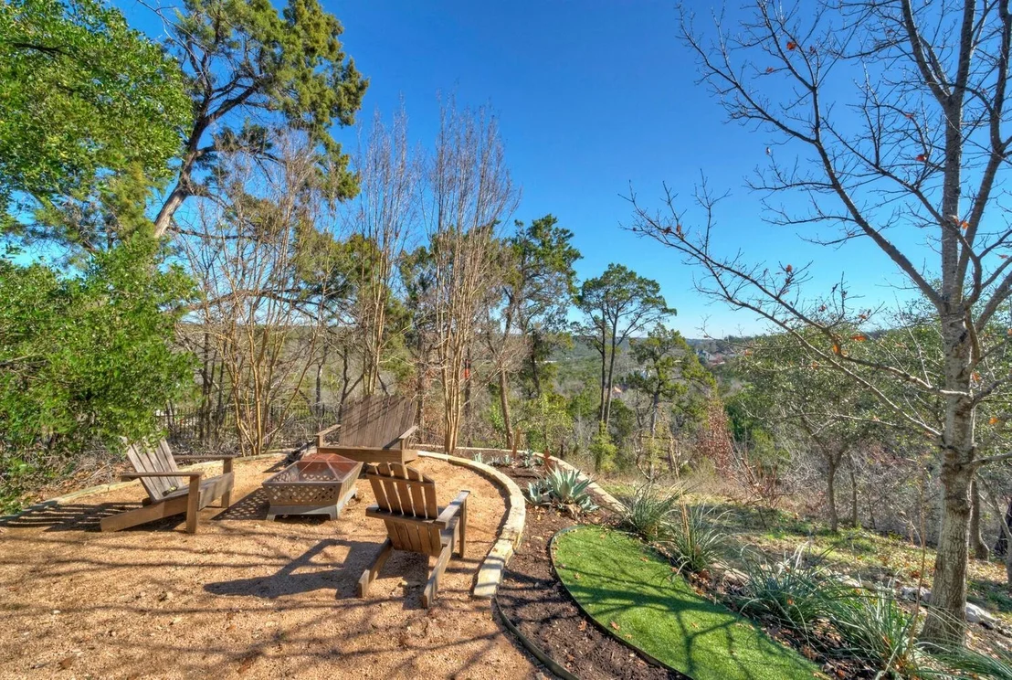 Photo of 9100 BELL MOUNTAIN DR