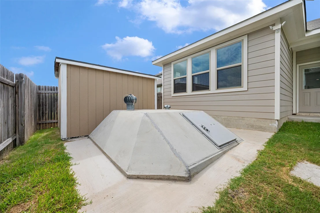 Photo of 101 Quiet Man DR