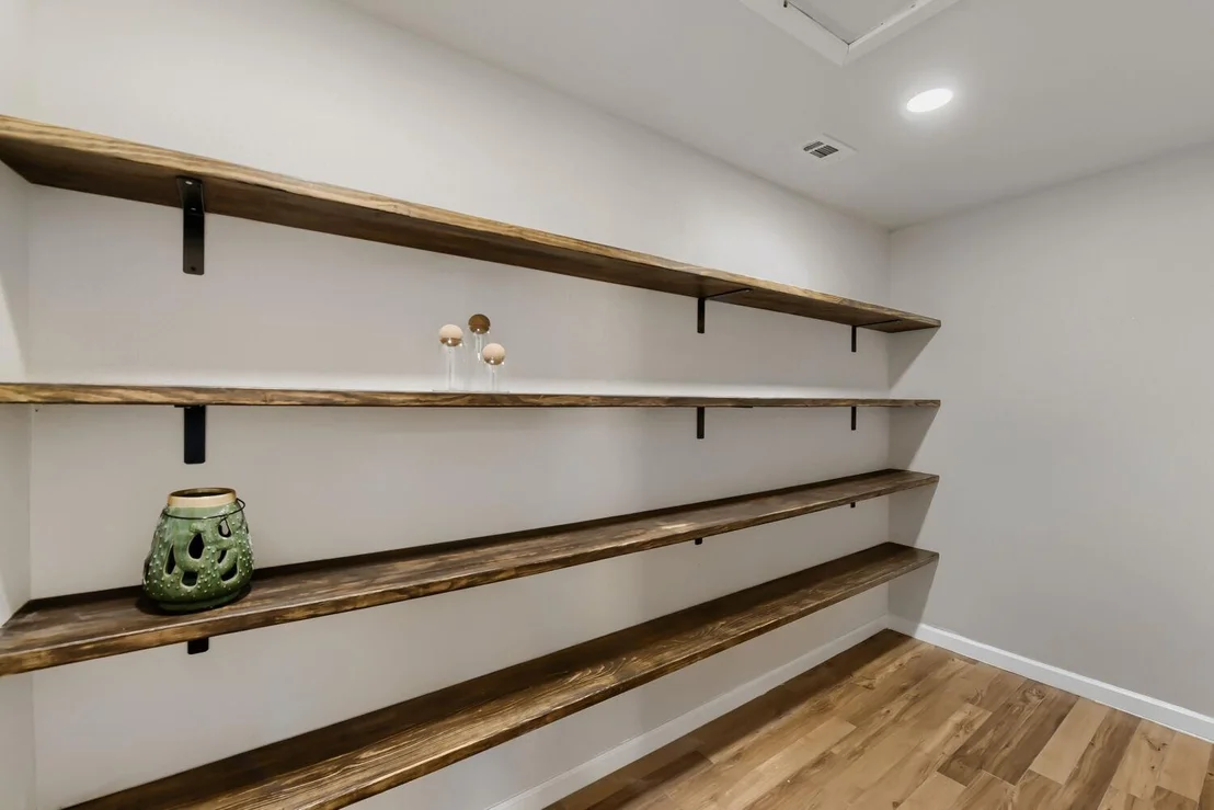 Photo of 304 Sheraton Ave